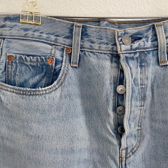 Levi's Throwing Shade Wide Leg Crop - Picture 5 of 7